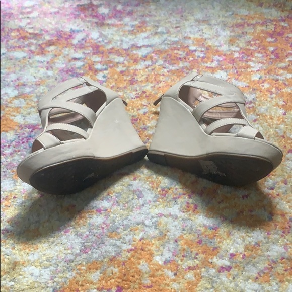 NYLA Wedges - Picture 8 of 8